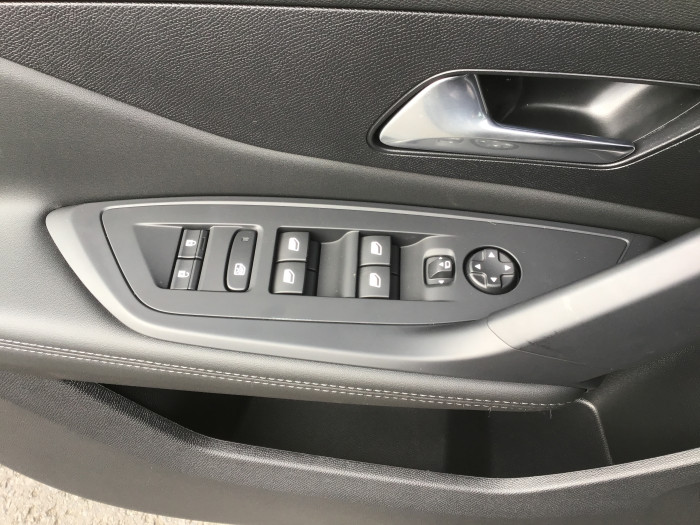 Peugeot 308 SW PureTech 130ch S&S BVM6 Allure Pack