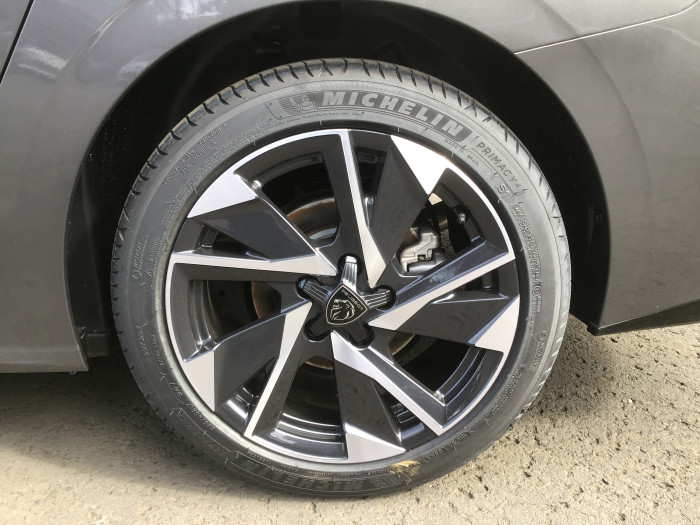 Peugeot 308 SW PureTech 130ch S&S BVM6 Allure Pack