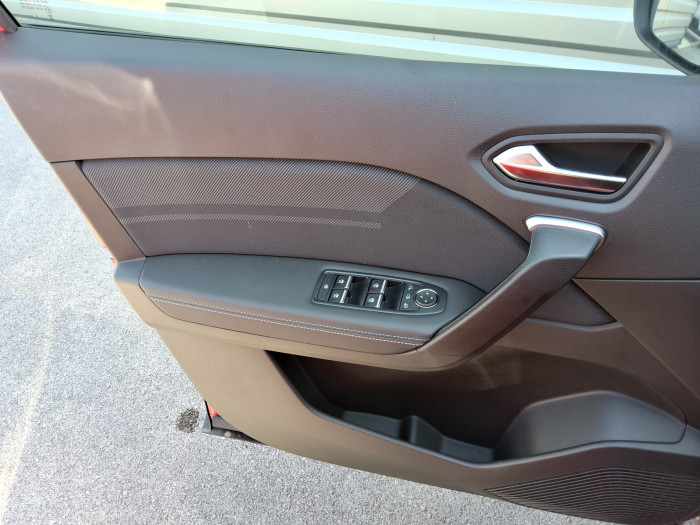 Renault CAPTUR Nouveau E-Tech full hybrid 160 ch esprit Alpine