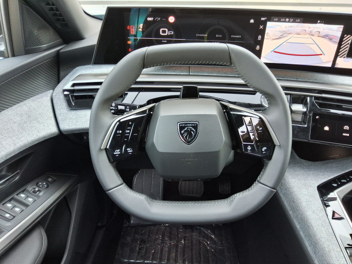 Peugeot 3008 Nouveau Hybrid 145 e-DCS6 Allure