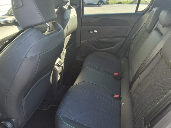 Peugeot 308 Nouvelle Hybrid 145 e-DCS6 GT