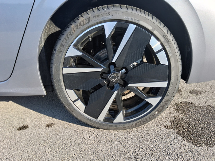 Peugeot 308 Nouvelle Hybrid 145 e-DCS6 GT