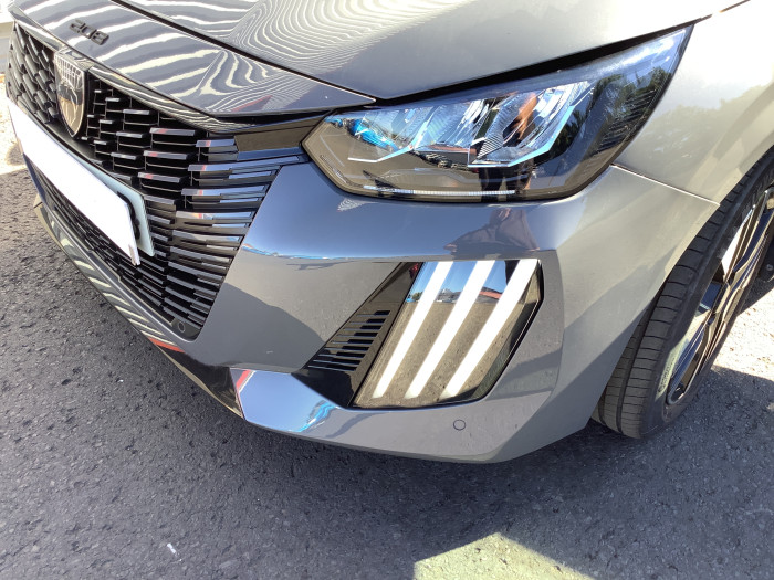 Peugeot 208 Nouvelle 100 S&S BVM6 Allure
