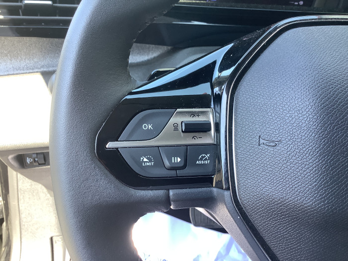 Peugeot 308 Hybrid 145 e-DCS6 Allure