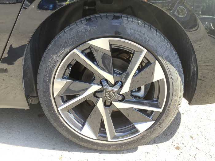 Peugeot 308 Hybrid 145 e-DCS6 Allure