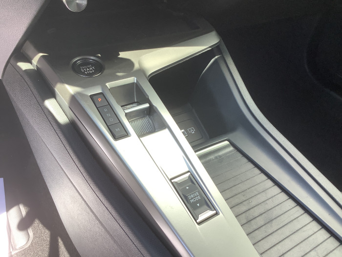 Peugeot 308 Hybrid 145 e-DCS6 Allure