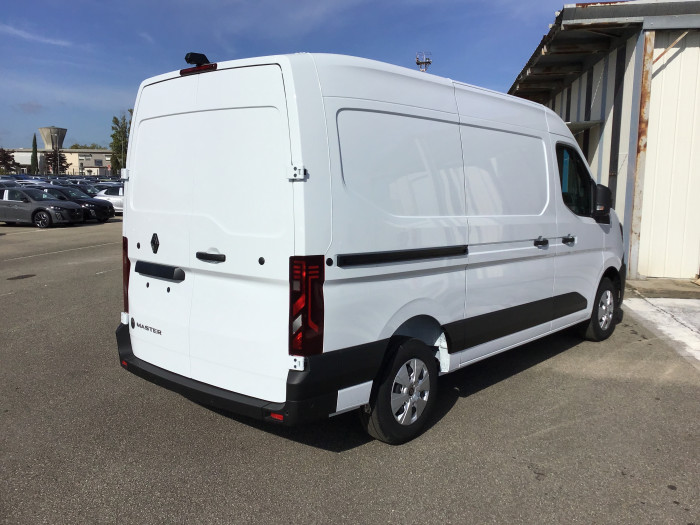 Renault MASTER FOURGON Nouveau FG BLUE DCI 150 L2H2 3T5 TR EXTRA