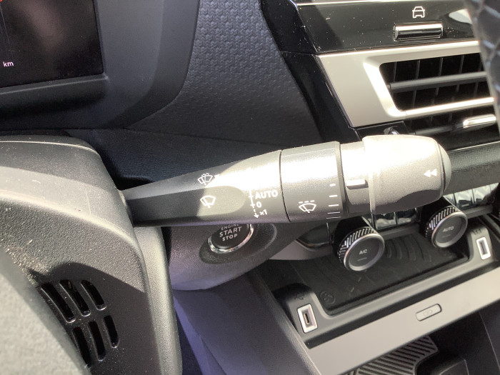 Citroën C4 Nouveau Hybride 136 e-DCS6 Max