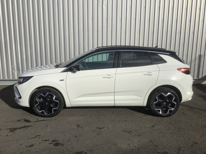 Opel GRANDLAND 1.5 Diesel 130 ch BVA8 Ultimate