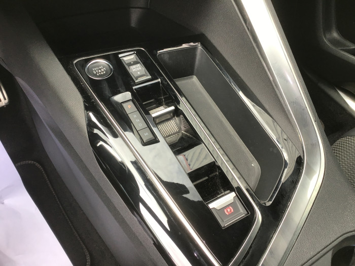 Peugeot 5008 BlueHDi 130ch S&S EAT8 GT