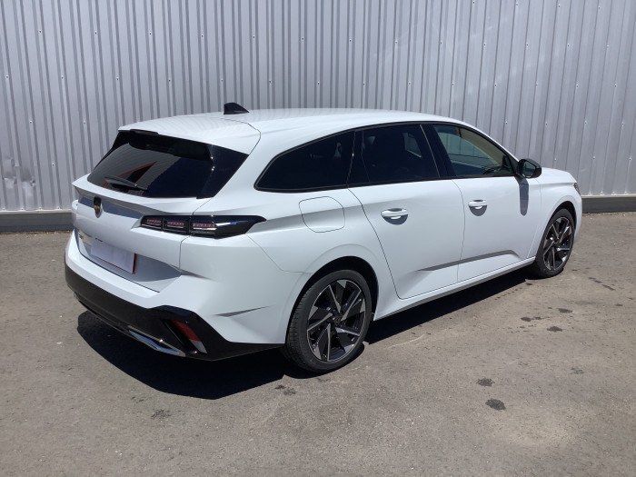 Peugeot 308 SW Hybrid 145 e-DCS6 Allure