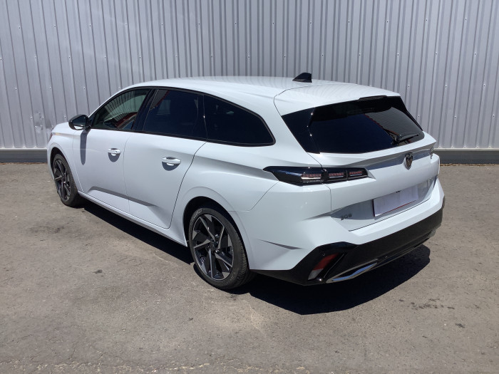Peugeot 308 SW Hybrid 145 e-DCS6 Allure