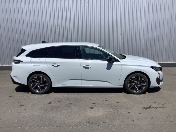Peugeot 308 SW Hybrid 145 e-DCS6 Allure