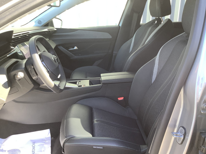 Peugeot 308 SW Hybrid 136 e-DCS6 Allure