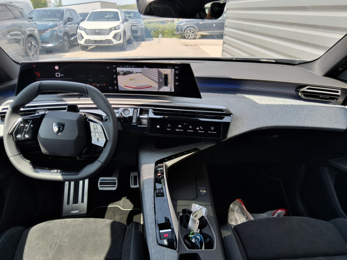 Peugeot 3008 Nouveau Hybrid 145 e-DCS6 GT Exclusive