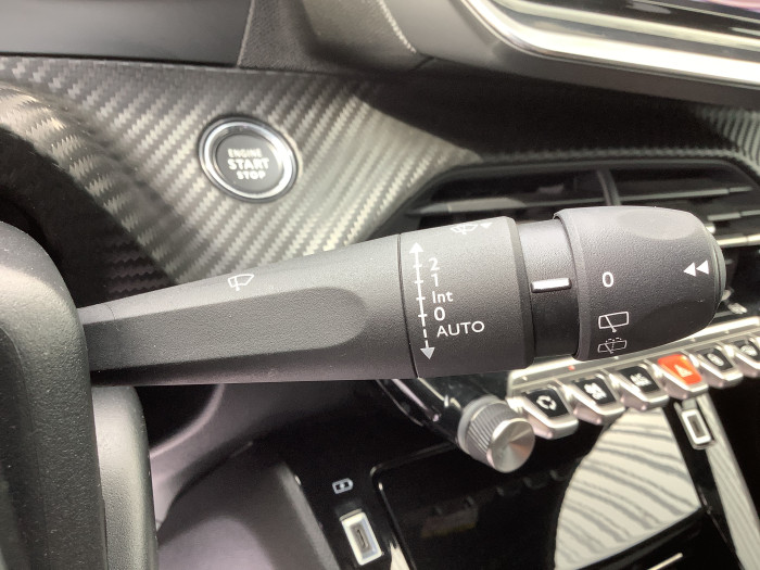 Peugeot 2008 Nouveau 100 S&S BVM6 Allure
