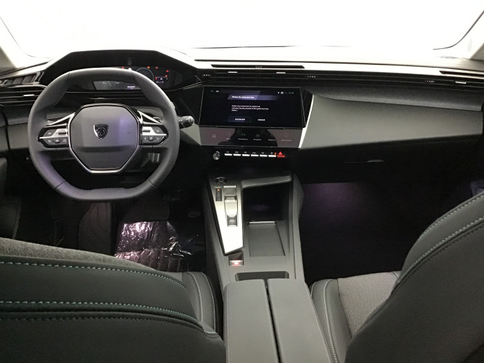 Peugeot 308 Nouvelle PureTech 130ch S&S EAT8 Allure