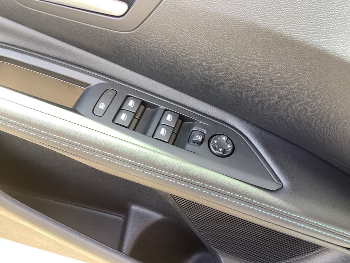 Peugeot 3008 Hybrid 180 e-EAT8 Allure Pack