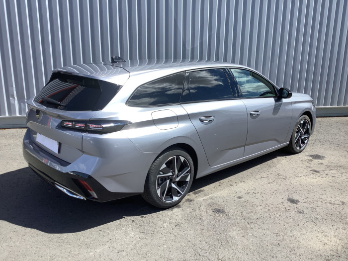 Peugeot 308 SW Hybrid 145 e-DCS6 Allure