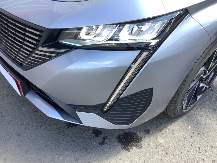 Peugeot 308 SW Hybrid 145 e-DCS6 Allure