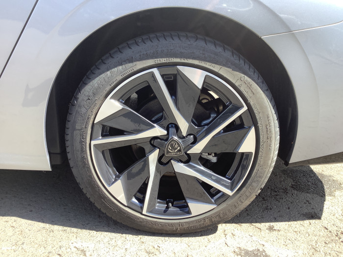 Peugeot 308 SW Hybrid 145 e-DCS6 Allure