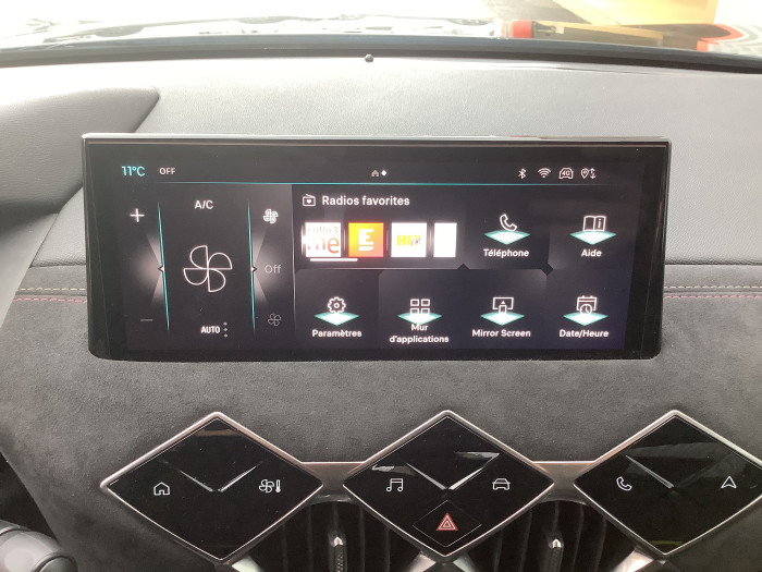DS DS 3 Nouveau PureTech 130 EAT8 Performance Line