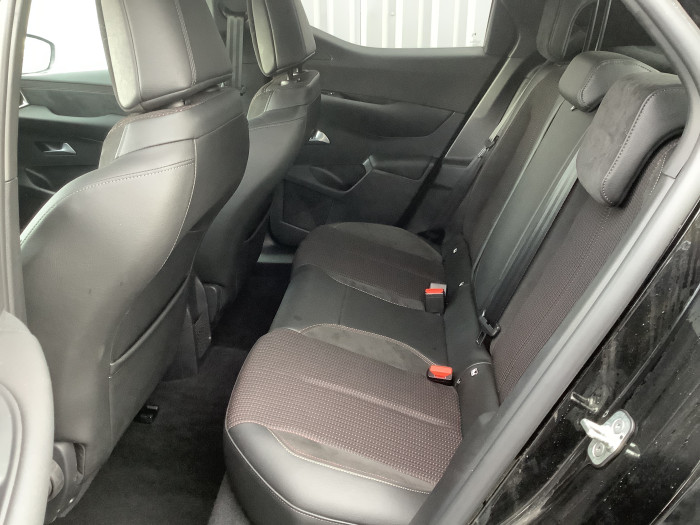 DS DS 3 Nouveau PureTech 130 EAT8 Performance Line