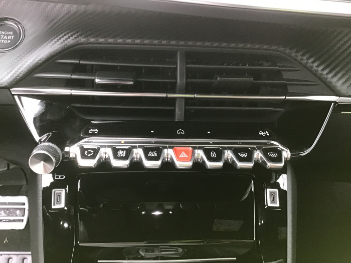 Peugeot 2008 Nouveau PureTech 130 S&S EAT8 GT
