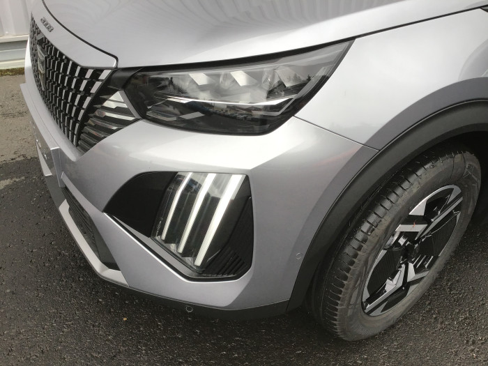 Peugeot 2008 Nouveau PureTech 130 S&S EAT8 GT