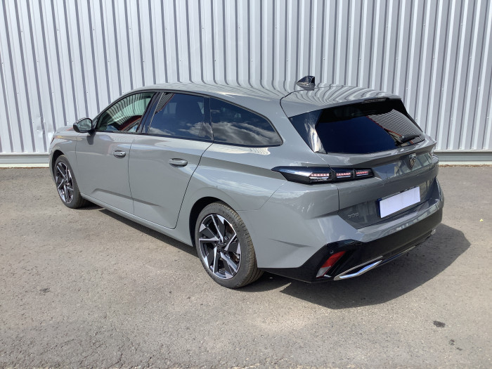 Peugeot 308 SW Hybrid 145 e-DCS6 Allure