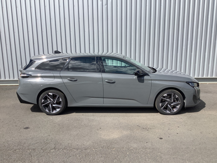 Peugeot 308 SW Hybrid 145 e-DCS6 Allure