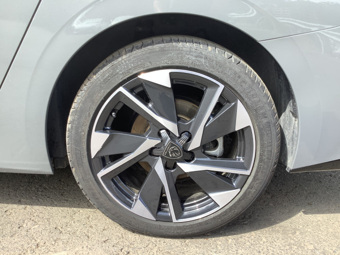 Peugeot 308 SW Hybrid 145 e-DCS6 Allure
