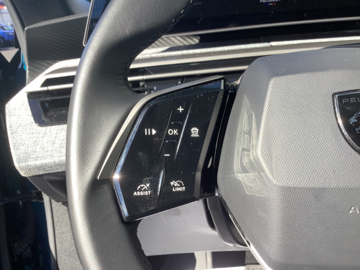 Peugeot 3008 Nouveau Hybrid 145 e-DCS6 Allure
