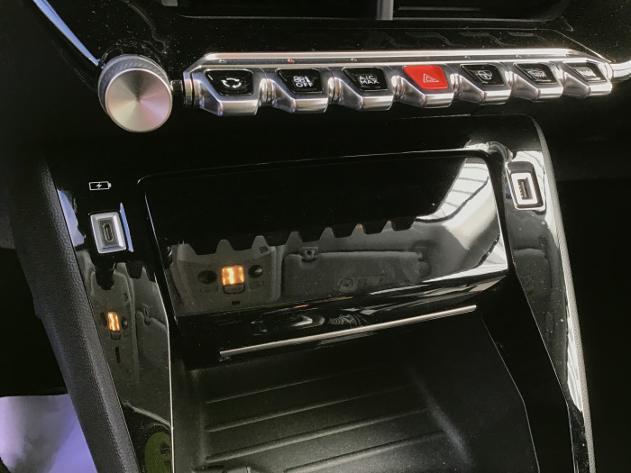 Peugeot 208 PureTech 100 S&S EAT8 Allure Pack