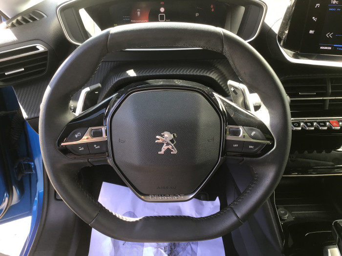 Peugeot 208 PureTech 100 S&S EAT8 Allure Pack