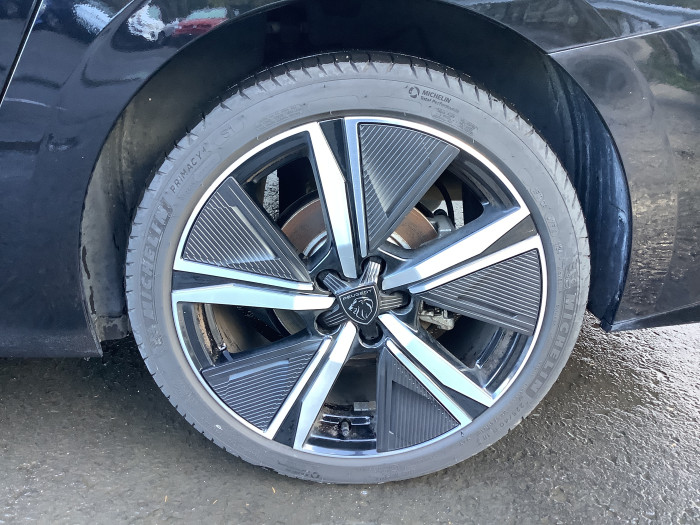 Peugeot 308 SW BlueHDi 130ch S&S EAT8 GT