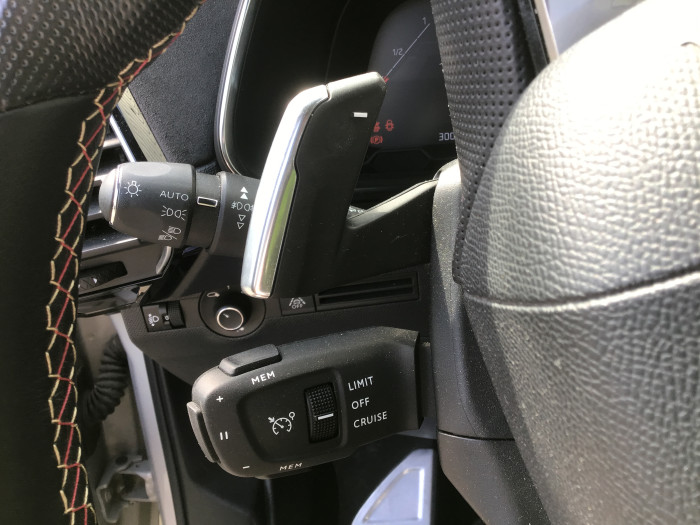 DS DS7 CROSSBACK BlueHDi 130 EAT8 Performance Line