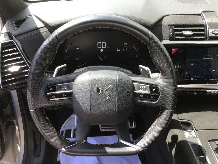DS DS7 CROSSBACK BlueHDi 130 EAT8 Performance Line