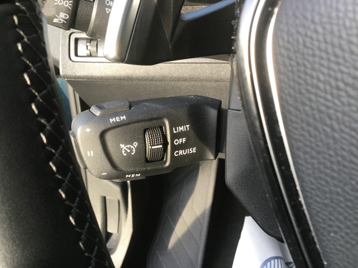 Peugeot 5008 BlueHDi 130ch S&S EAT8 Allure Pack
